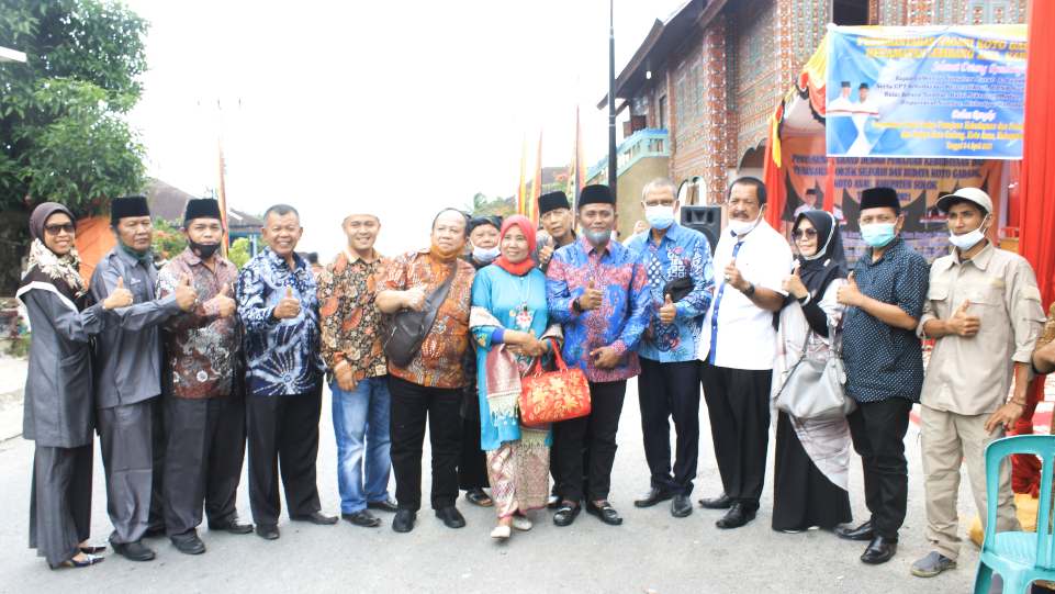 Foto bersama di acara Grand Design Pemajuan Kebudayaan Nagari Koto Gadang Koto Anau, Sabtu 3 April 2021. (Dok. Istimewa)