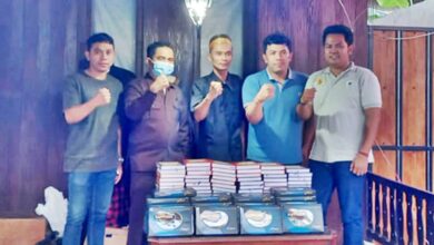 Wakaf ratusan alquran dan sarung kepada KKSS Banyuwangi dari Kapolresta Banyuwangi