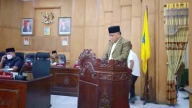 Ketua Bapemperda H. Darius SH, MH saat menyampaikan 11 Poin Ranperda Propemperda Kabupaten Batubara