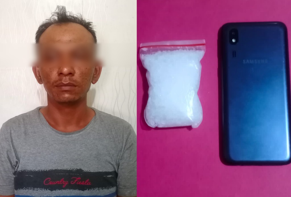 ACS alias Andi (38) beserta barang bukti yang berhasil diamankan petugas Sat Res Narkoba Polres Batubara