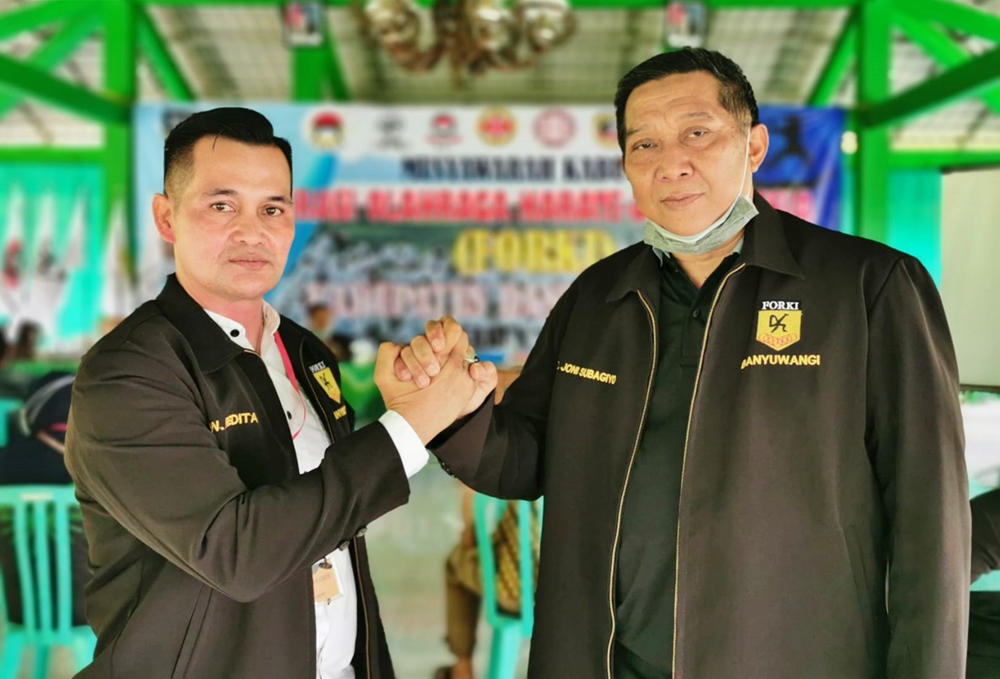 Salam komando. I Wayan Redita gantikan Joni Subagyo sebagai Ketua Forki Banyuwangi