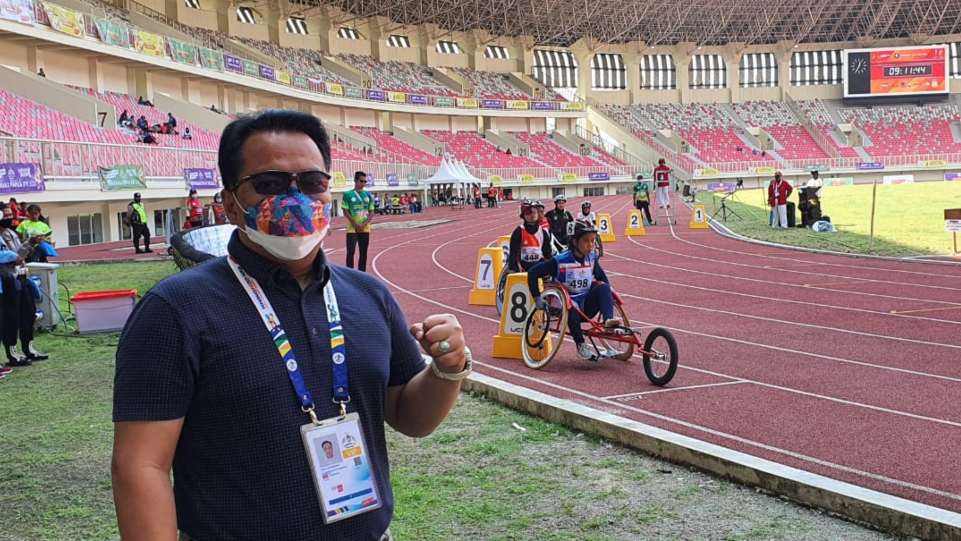 Firtian Judiswandarta, Direktur Lembaga Pengelolaan Dana dan Usaha Keolahragaan (LPDUK) Kemenpora RI saat hadiri PEPARNAS XVI Papua. (Dok. LPDUK)