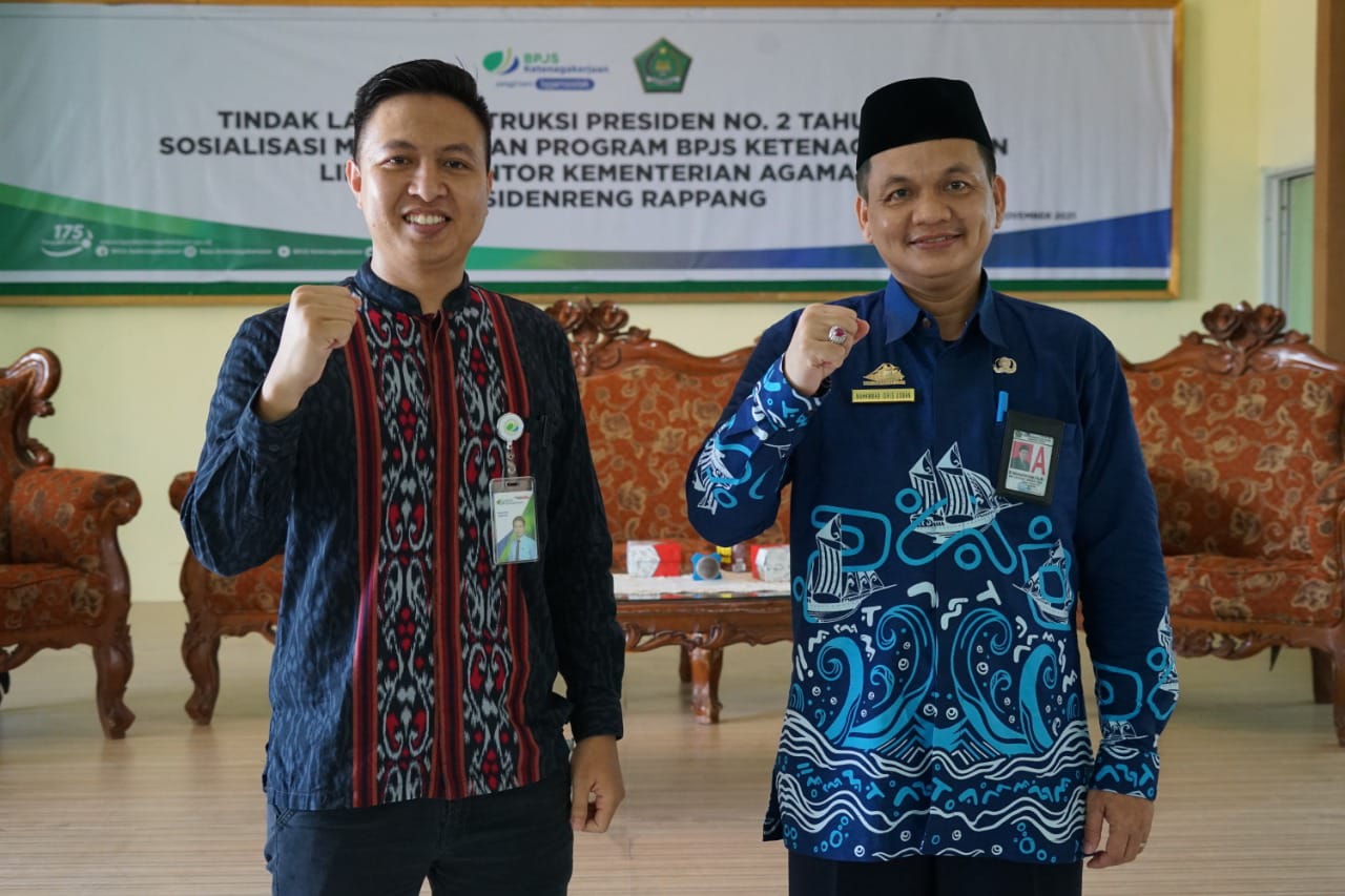 Kepala BPJamsostek Sidrap Arfandi Nur Menjelaskan Manfaat Bergabung Di BPJsamsostek. (Risal Bakri/Beritanasional.ID).