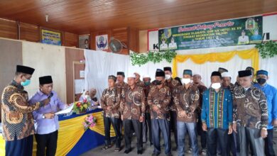 Camat Talawi Efendi saat memberikan pengarahan terhadap Dewan Juri MTQ ke-XV tingkat Kecamatan Talawi.
