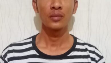 DS alais Putra warga Desa Titi Putih Kecamatam Lima Puluh Pesisir, tersangka pengedar Narkotika Jenis Sabu yang ditangkap personil Unit Opsnal Satres Narkoba Polres Batubara. (Doc ; Ist)