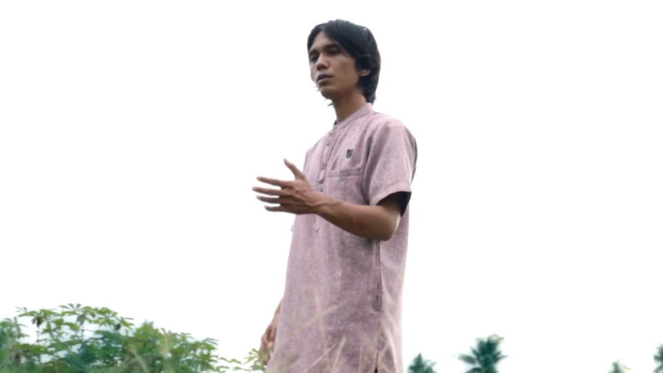 Gusri Akbar, Penyanyi lagu Bersamamu, sekuel Warkah Cinta karya R doel. (Dok. Ladofadoredo)