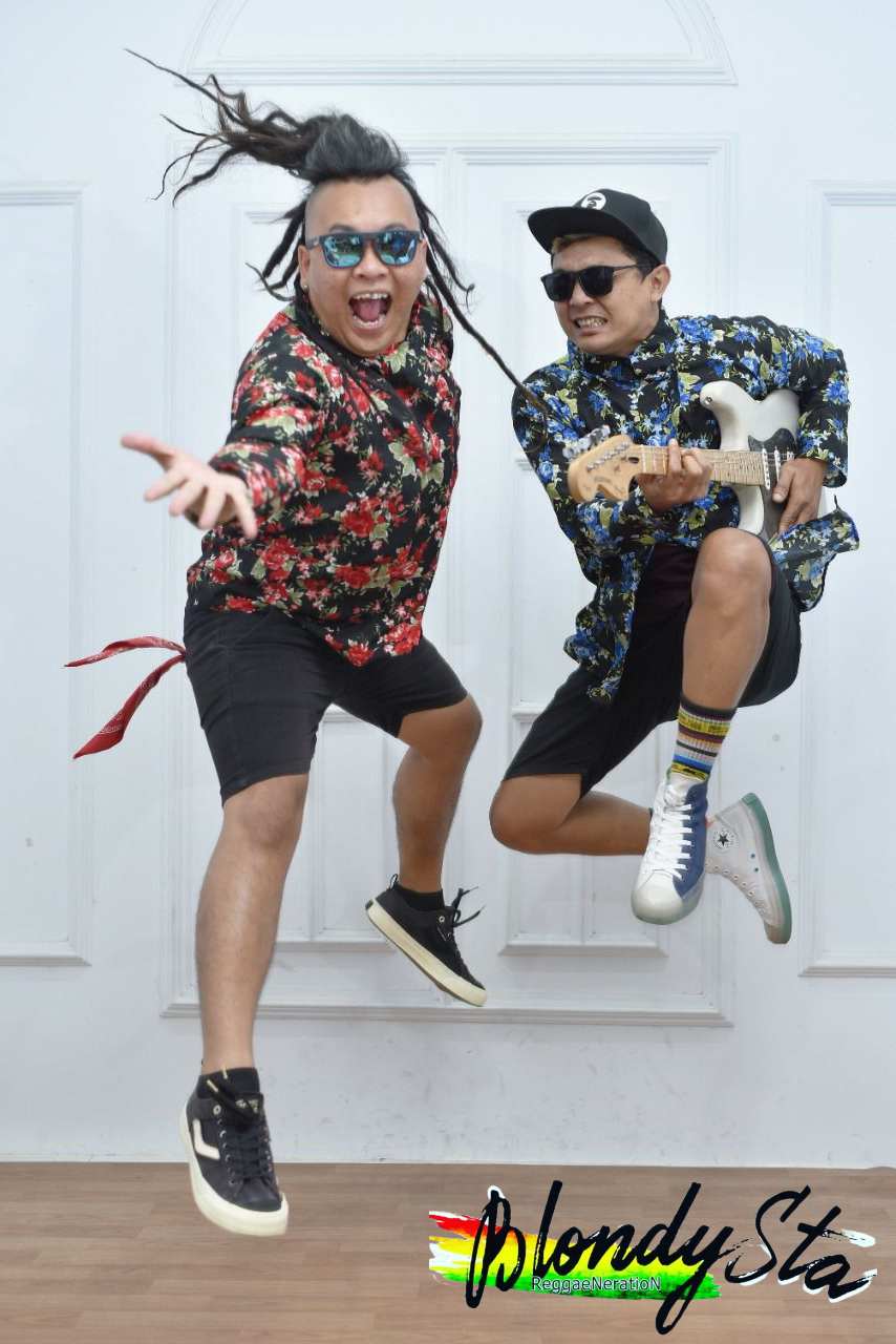 Para personal grup band BlondySta, Yoga BlondySta (Vokalis) dan Brili BlondySta (Gitaris). (Dok. PFR)