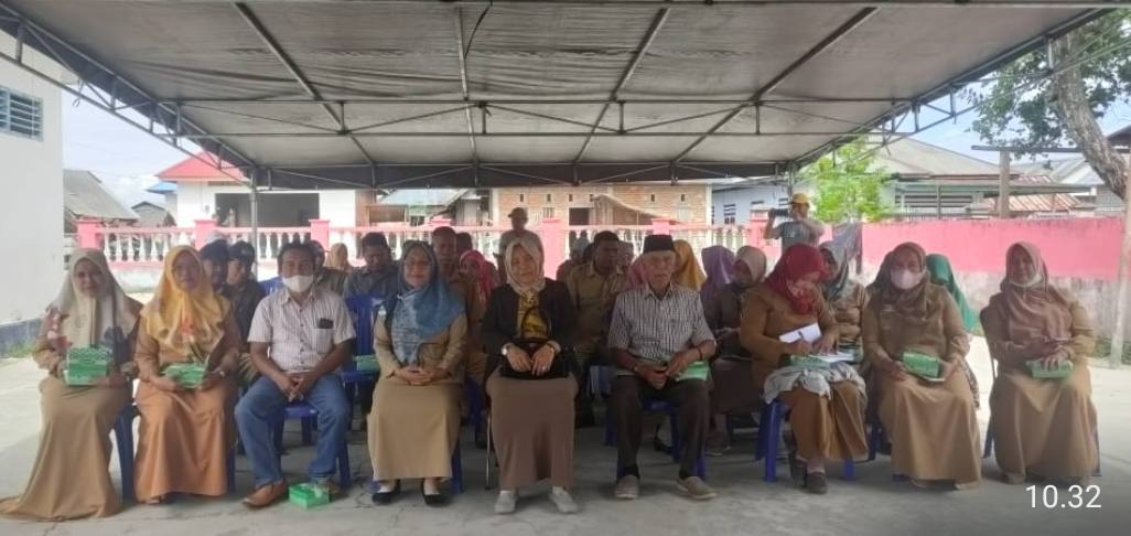 Reses Anggota DPRD Buton Tengah, Saadia S.Ag di Kelurahan Watolo. Senin, (5/2022). Foto. IST