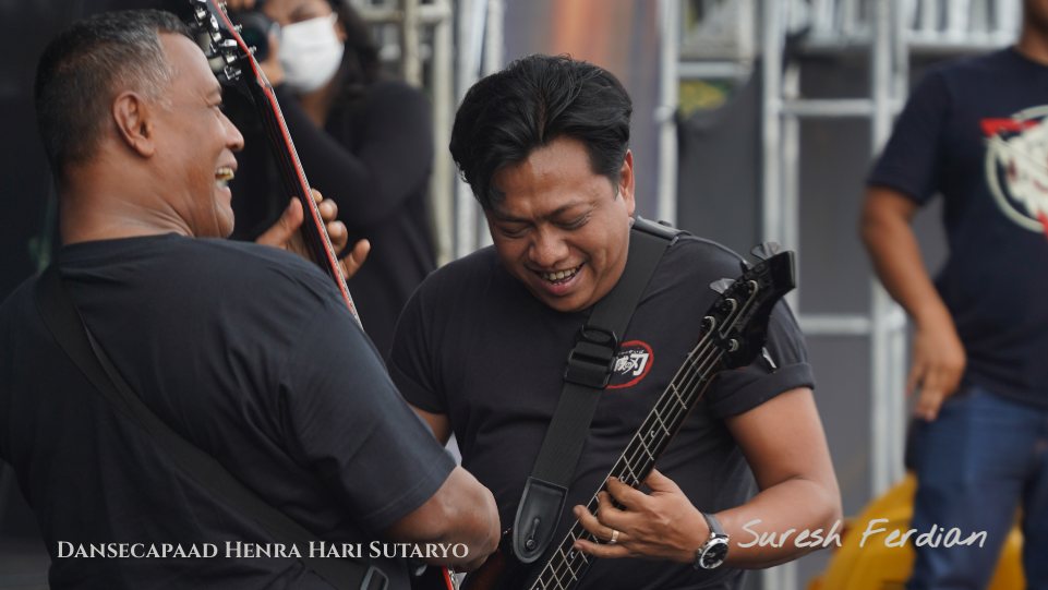 Suasana panggung hiburan Halal Bihalal 1444 H bersama Kasad. (Dok. Istimewa)