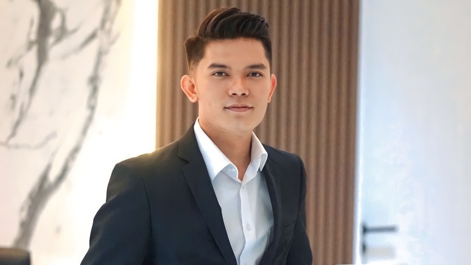 Fedri Ramadhan, public speacking sukses mengantarnya jadi direktur saat usia 26 tahun. (Dok. Istimewa)